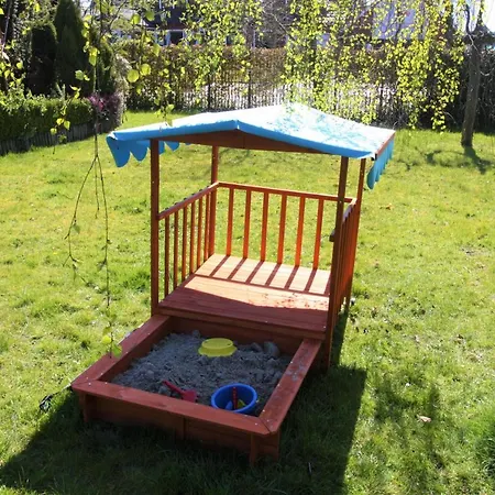 Ostfreesenhuus Vier Pfoten 펜션