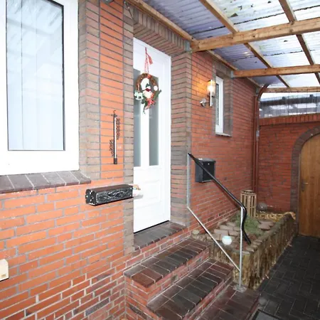 Ostfreesenhuus Vier Pfoten 펜션