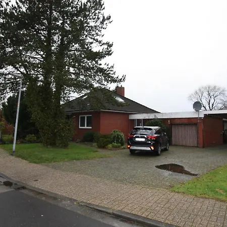 Ostfreesenhuus Vier Pfoten 펜션